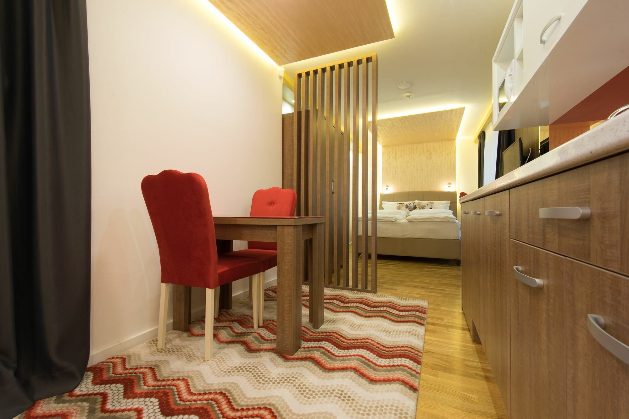 Hotel Bejturan 4*